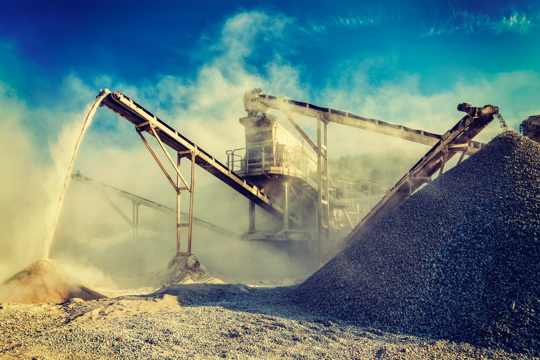 Aggregate crushing and material handling operation