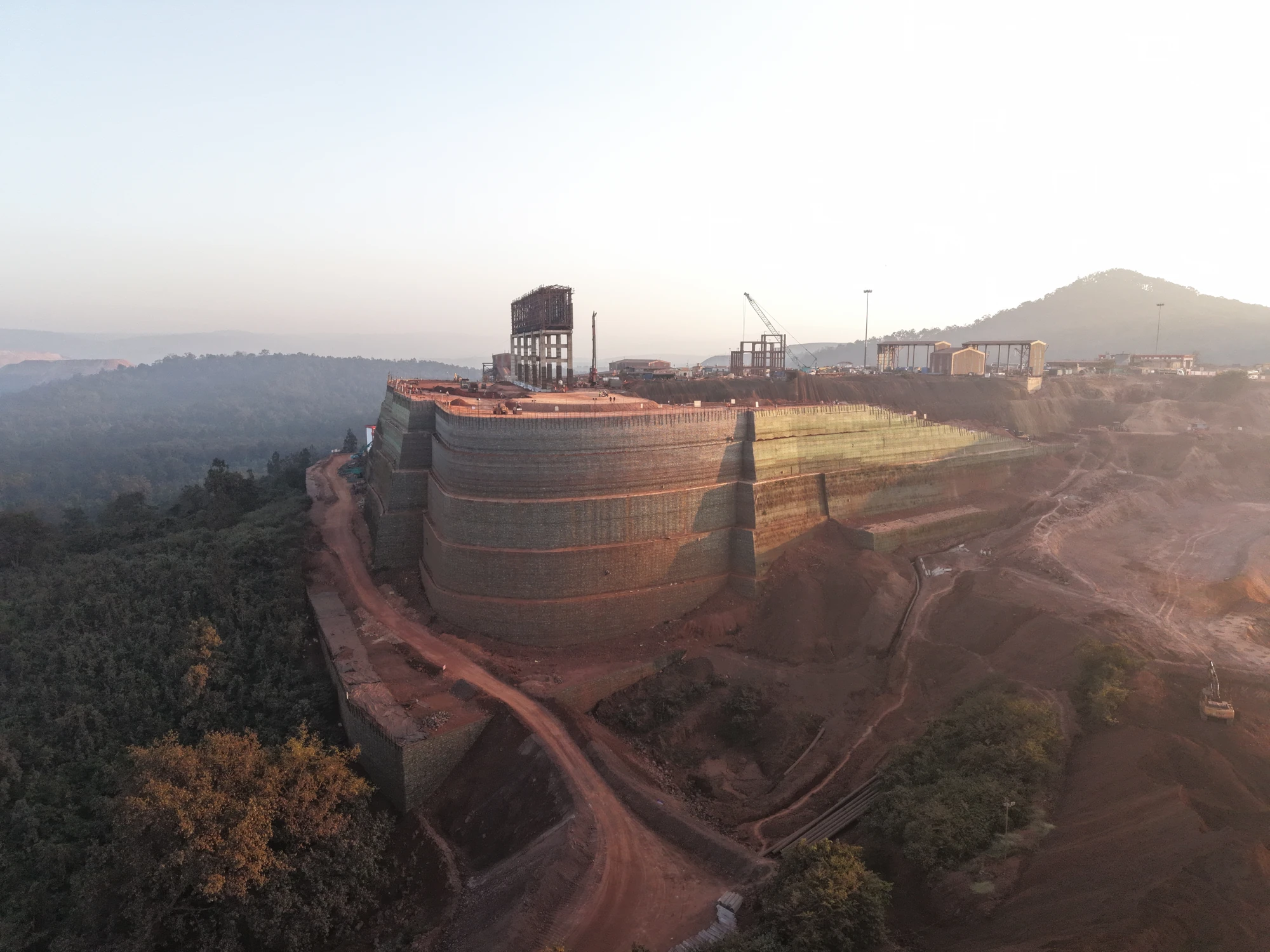 RE Wall (Mining) project site photograph